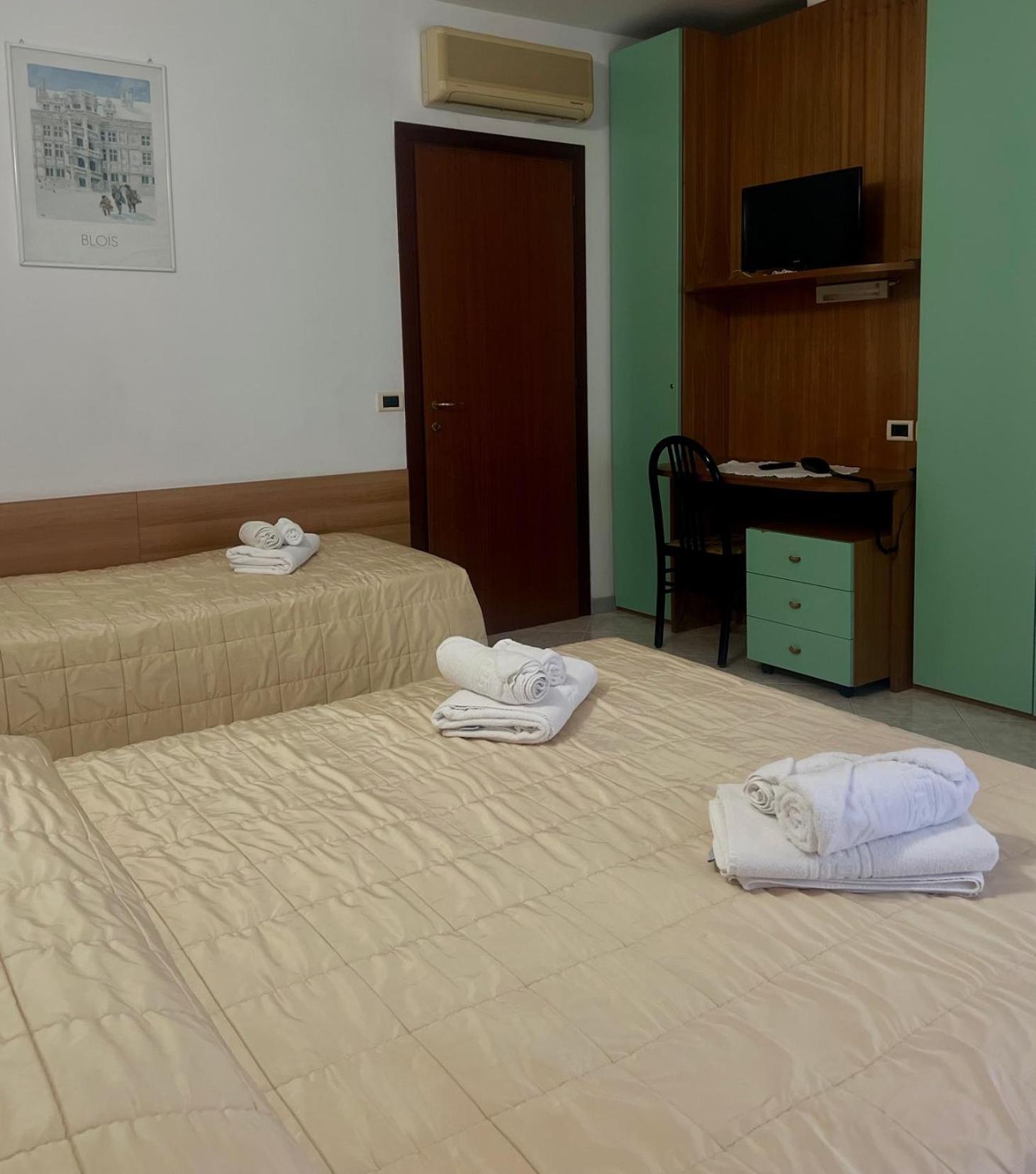 Hotel Villa Luigia Rimini Luaran gambar