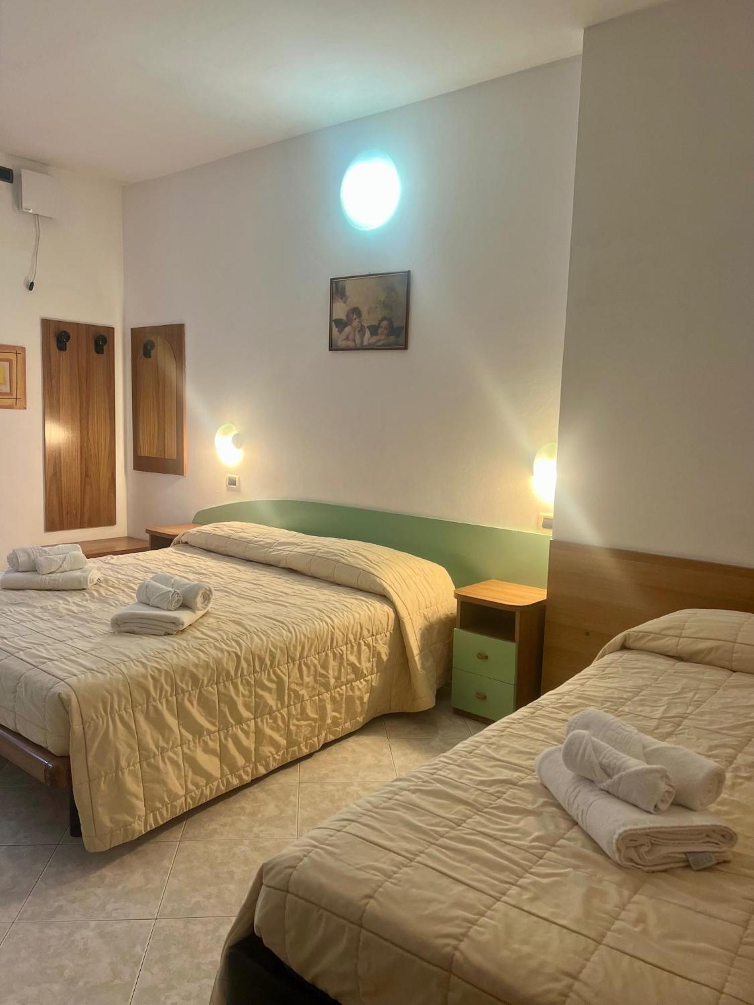 Hotel Villa Luigia Rimini Luaran gambar