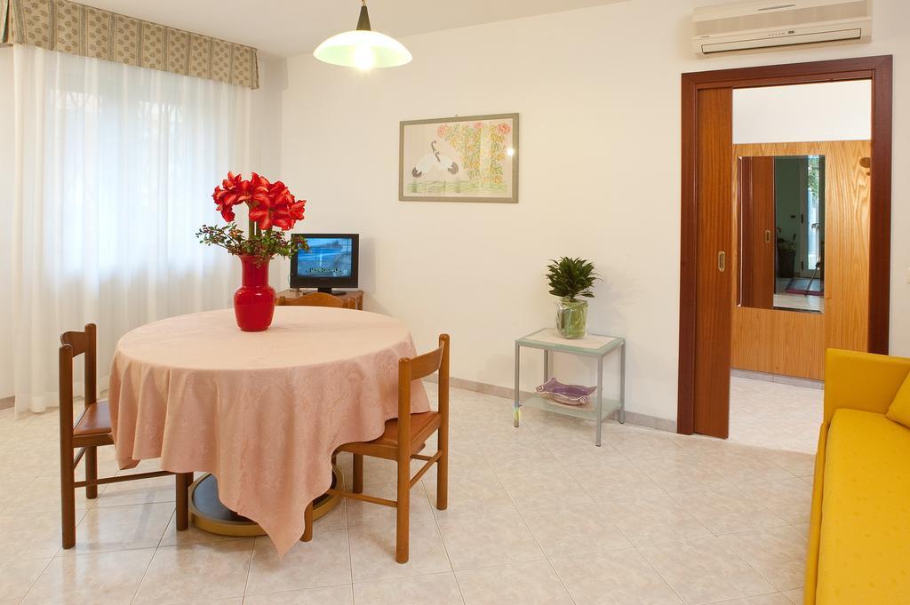 Hotel Villa Luigia Rimini Luaran gambar