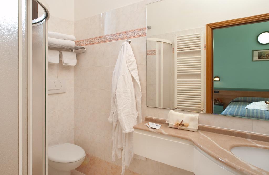 Hotel Villa Luigia Rimini Luaran gambar