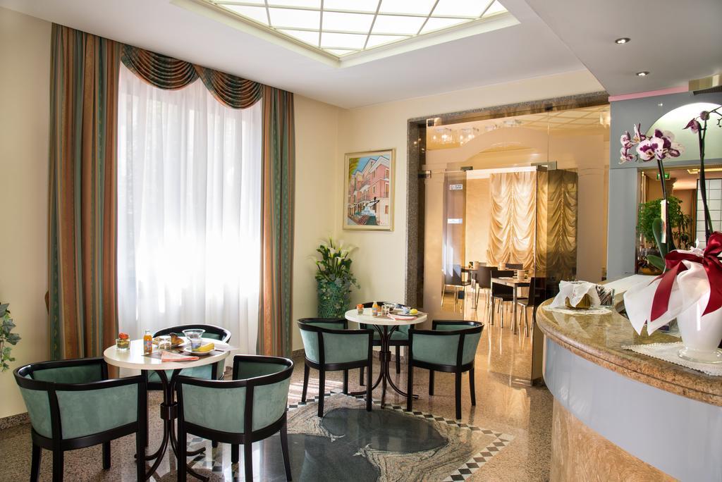Hotel Villa Luigia Rimini Luaran gambar