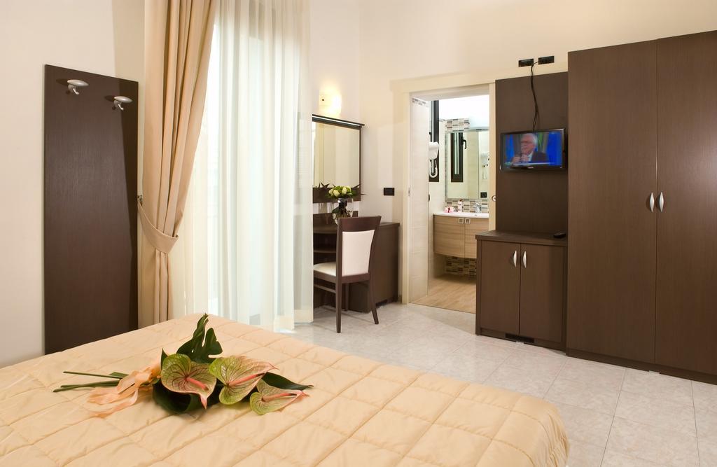Hotel Villa Luigia Rimini Luaran gambar